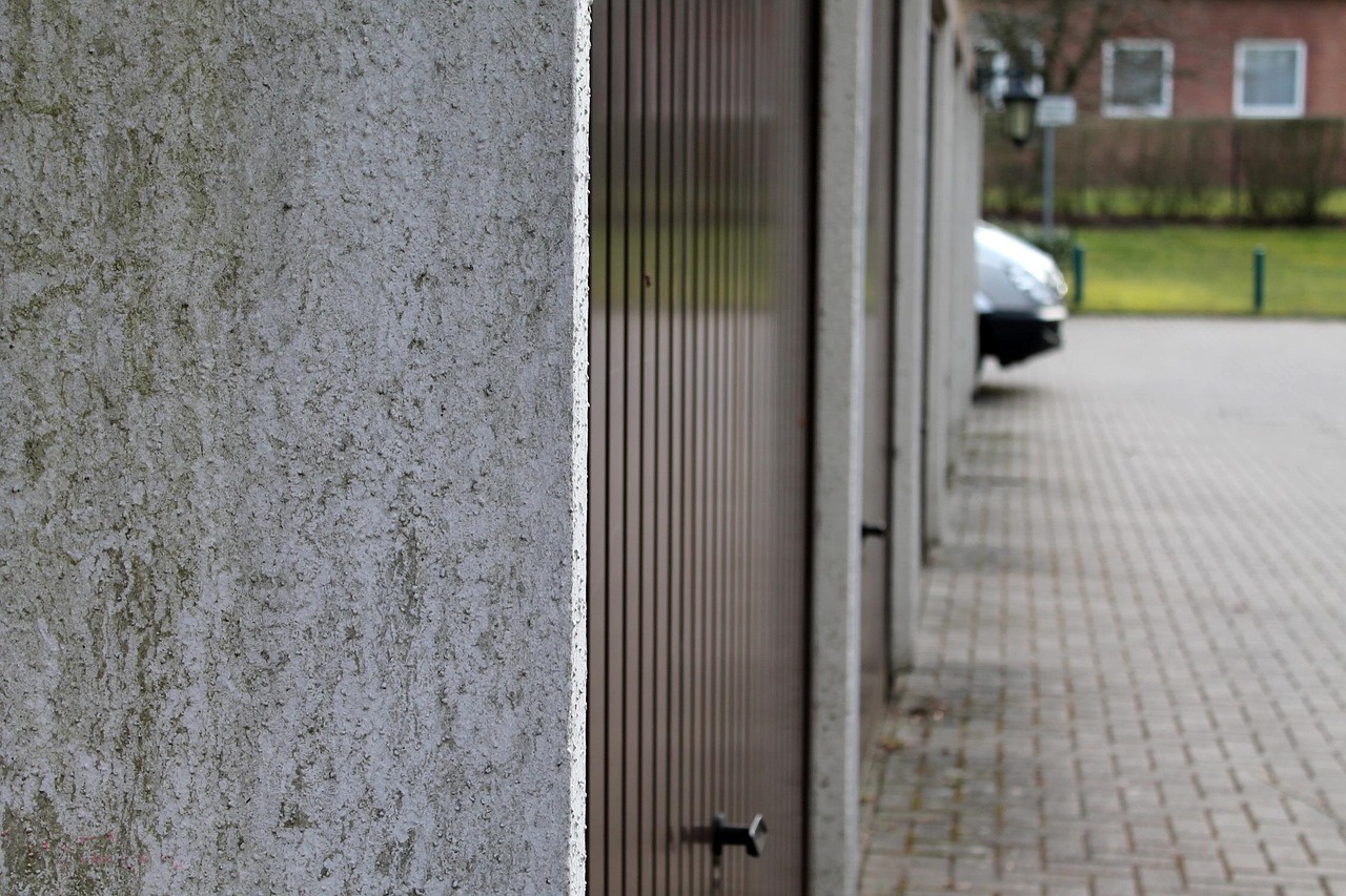 The Ultimate Guide to Choosing the Perfect New Garage Door for Your Orillia Home